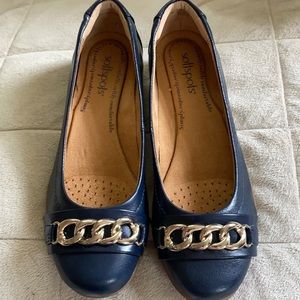 NWOT SOFTSPOTS SHOES